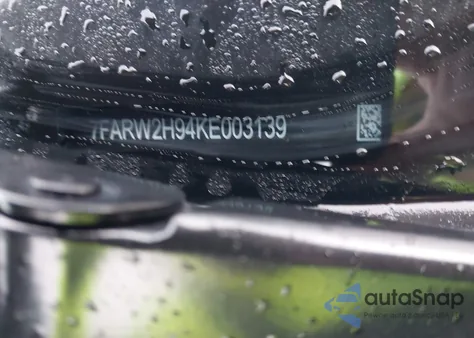 2019 Honda Cr-V Touring z USA, uszkodzony, nr VIN 7FARW2H94KE003139